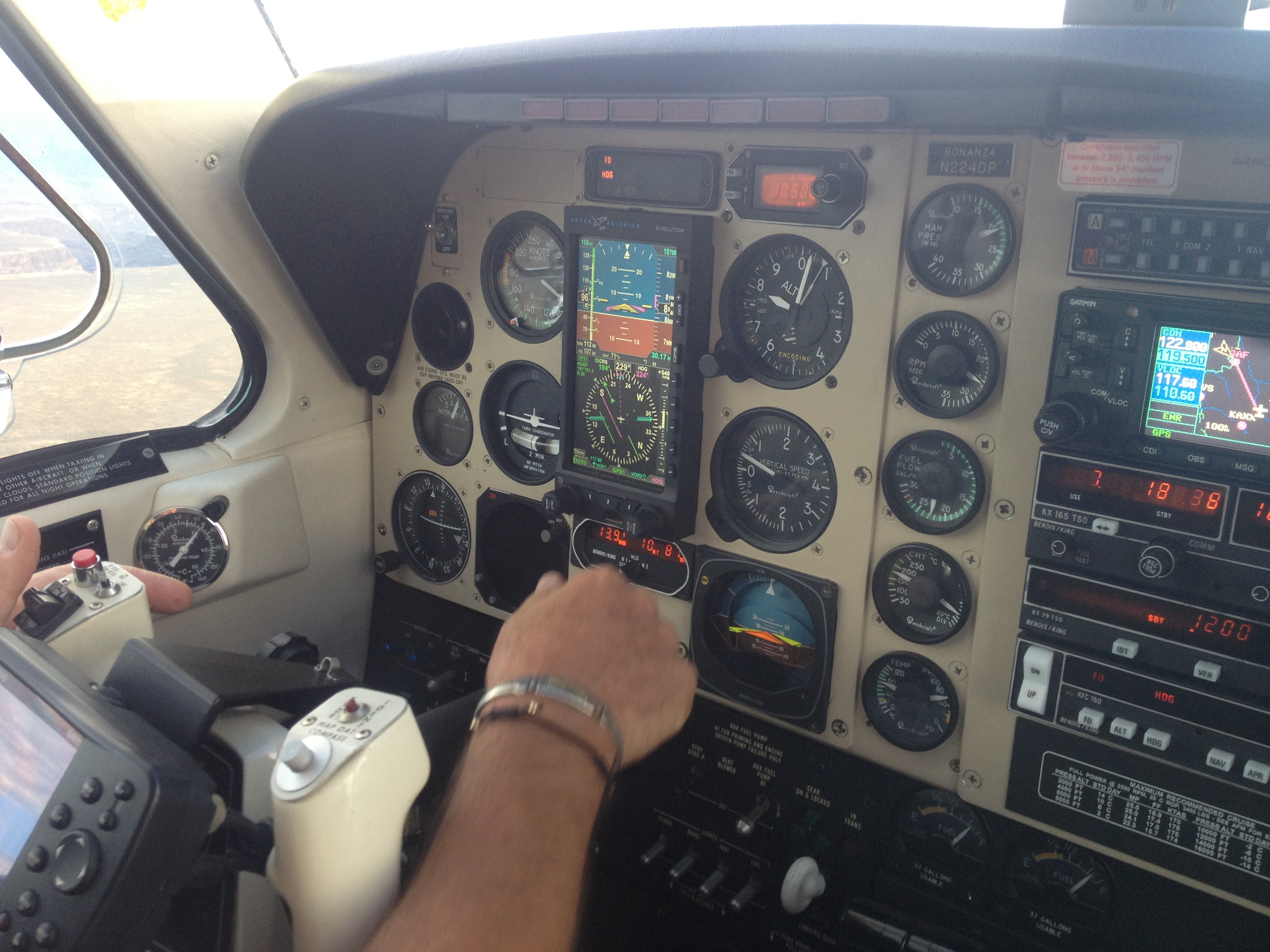 sky eye conducting flight instruction